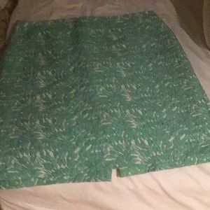 Unique print raised  motif Dressy skirt like new